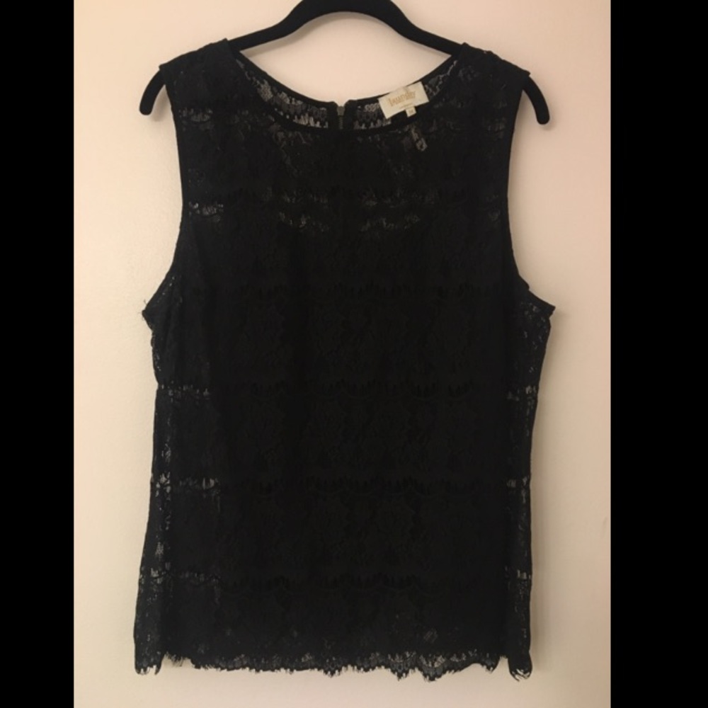 Lace tank top with cami